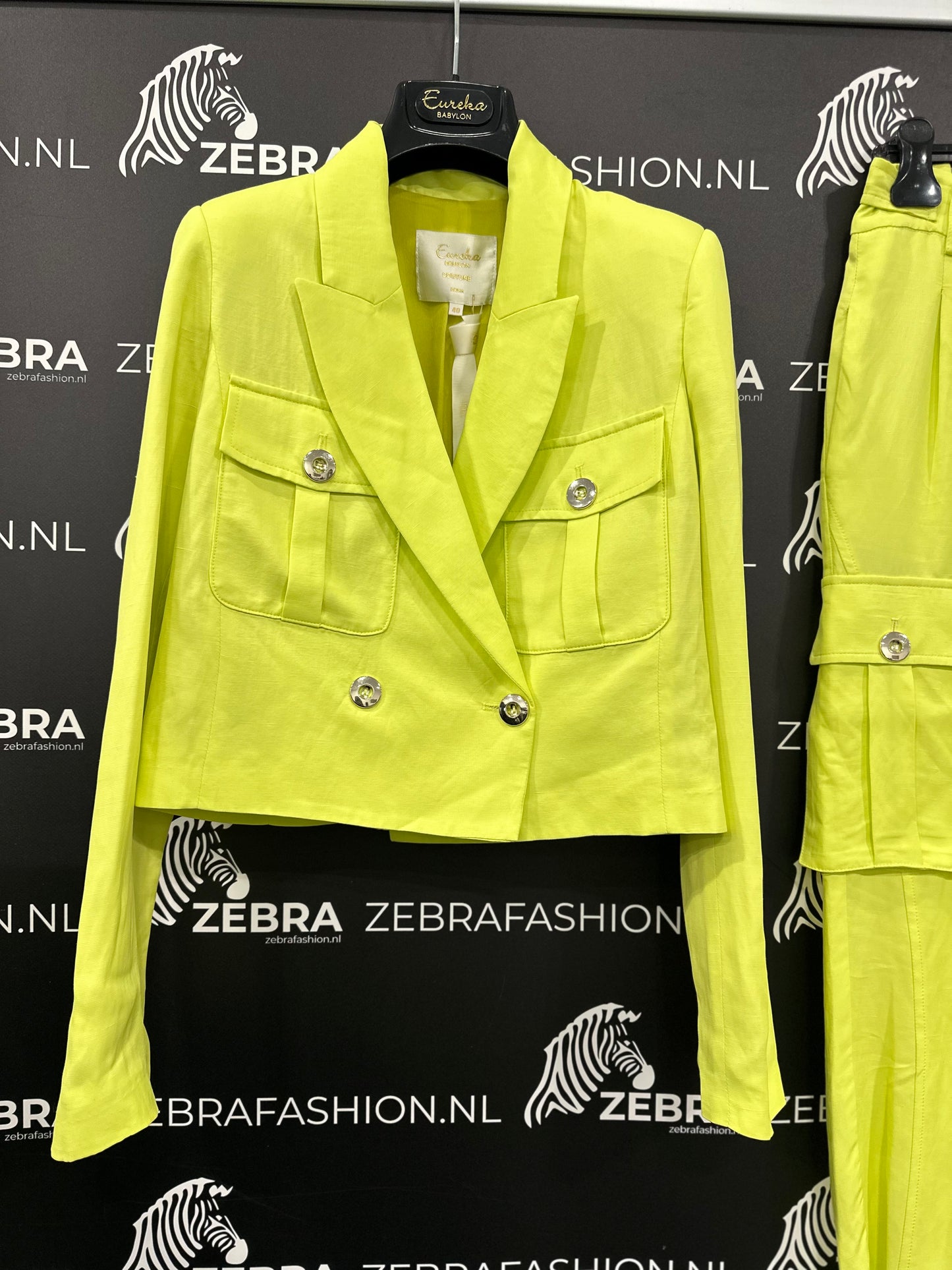 Babylon blazer neon