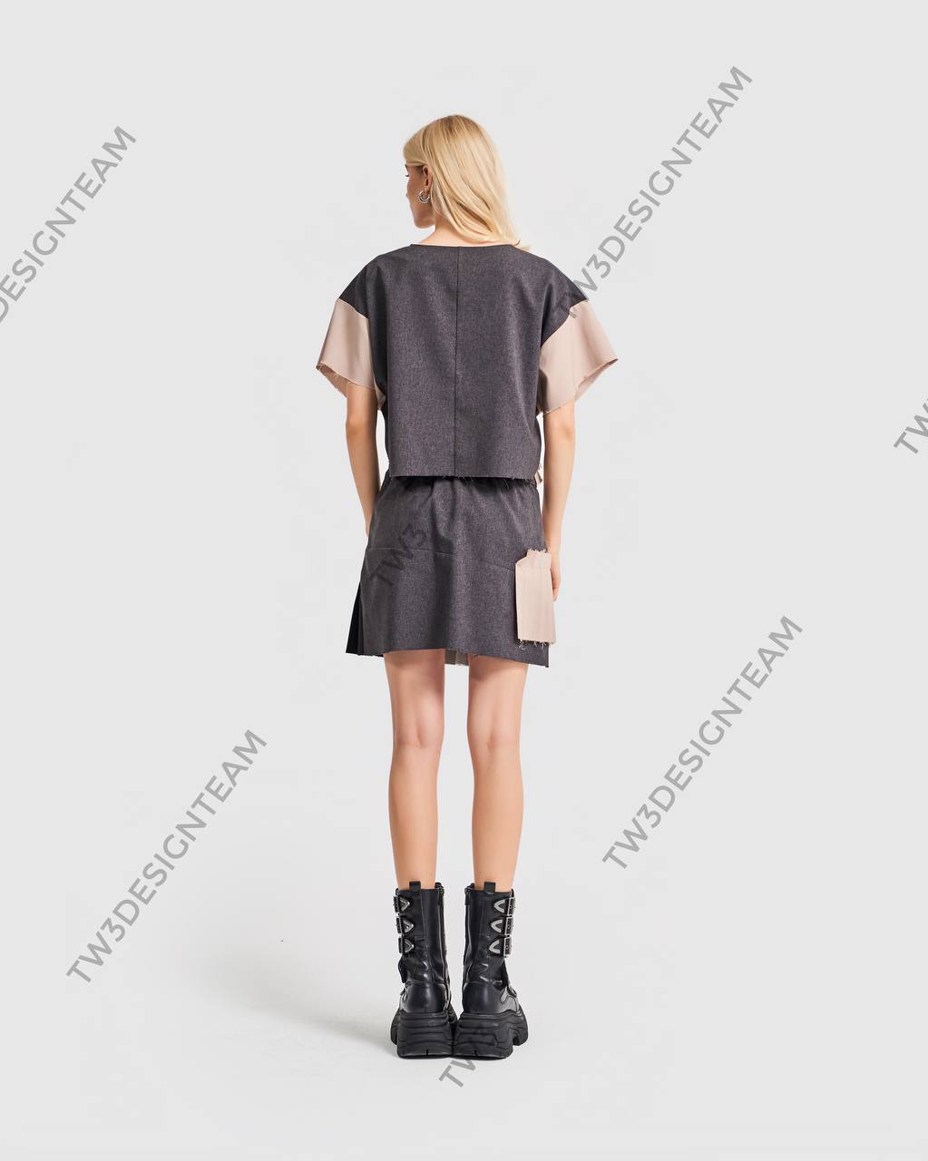 Tw3 skirt limited edition