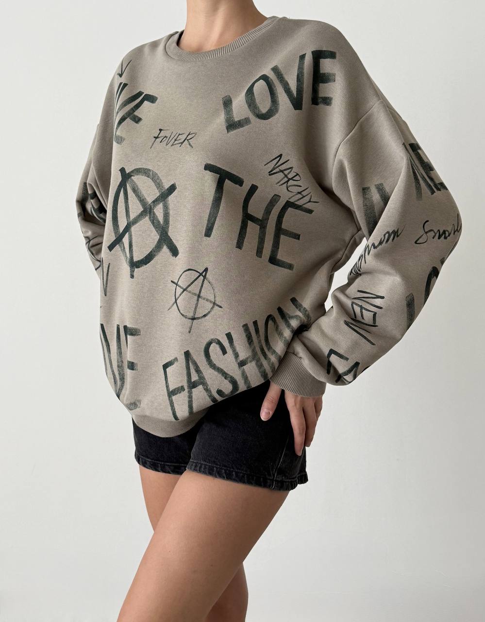 Quzu sweater peace