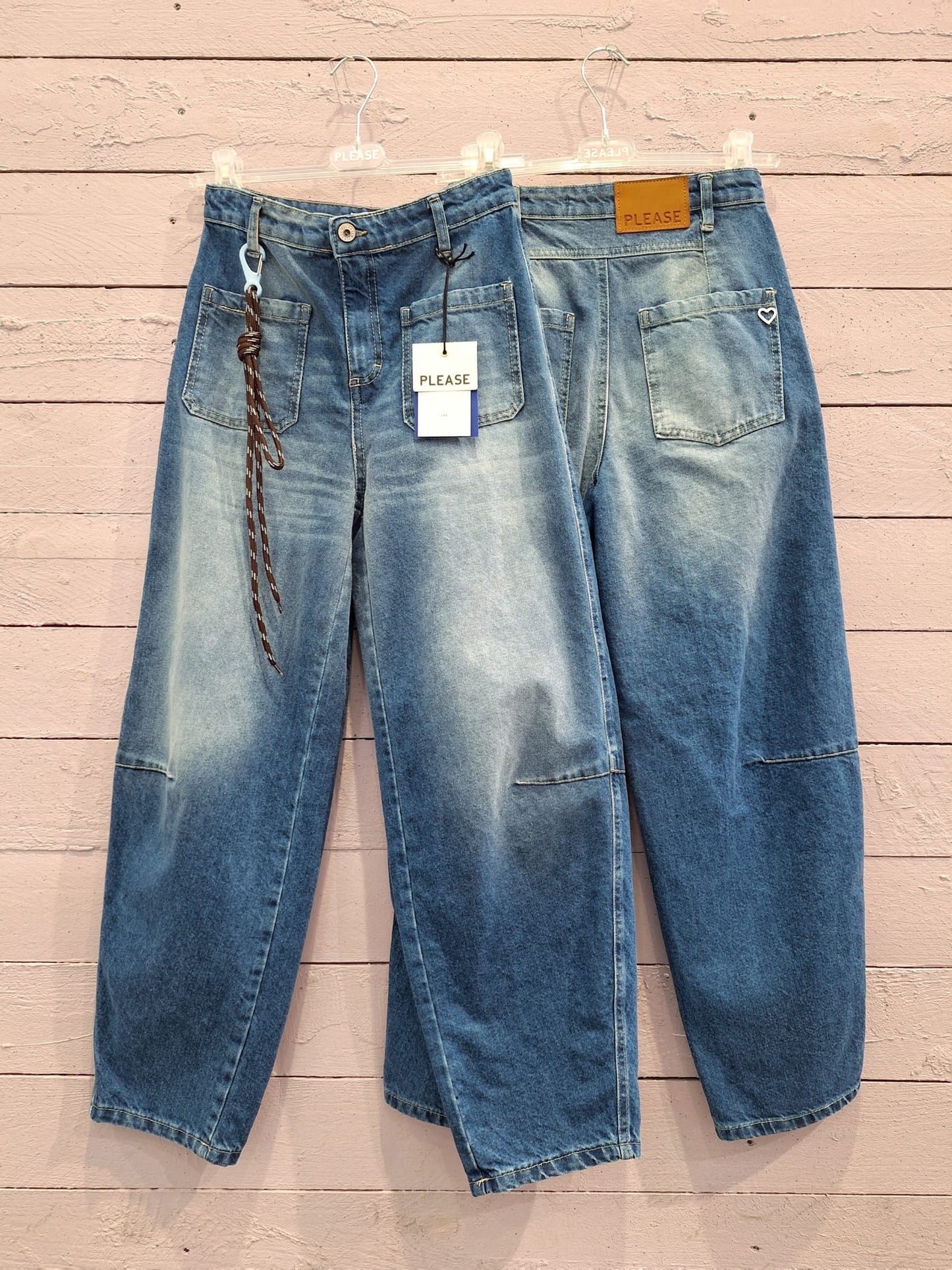 Please fashion denim jeans