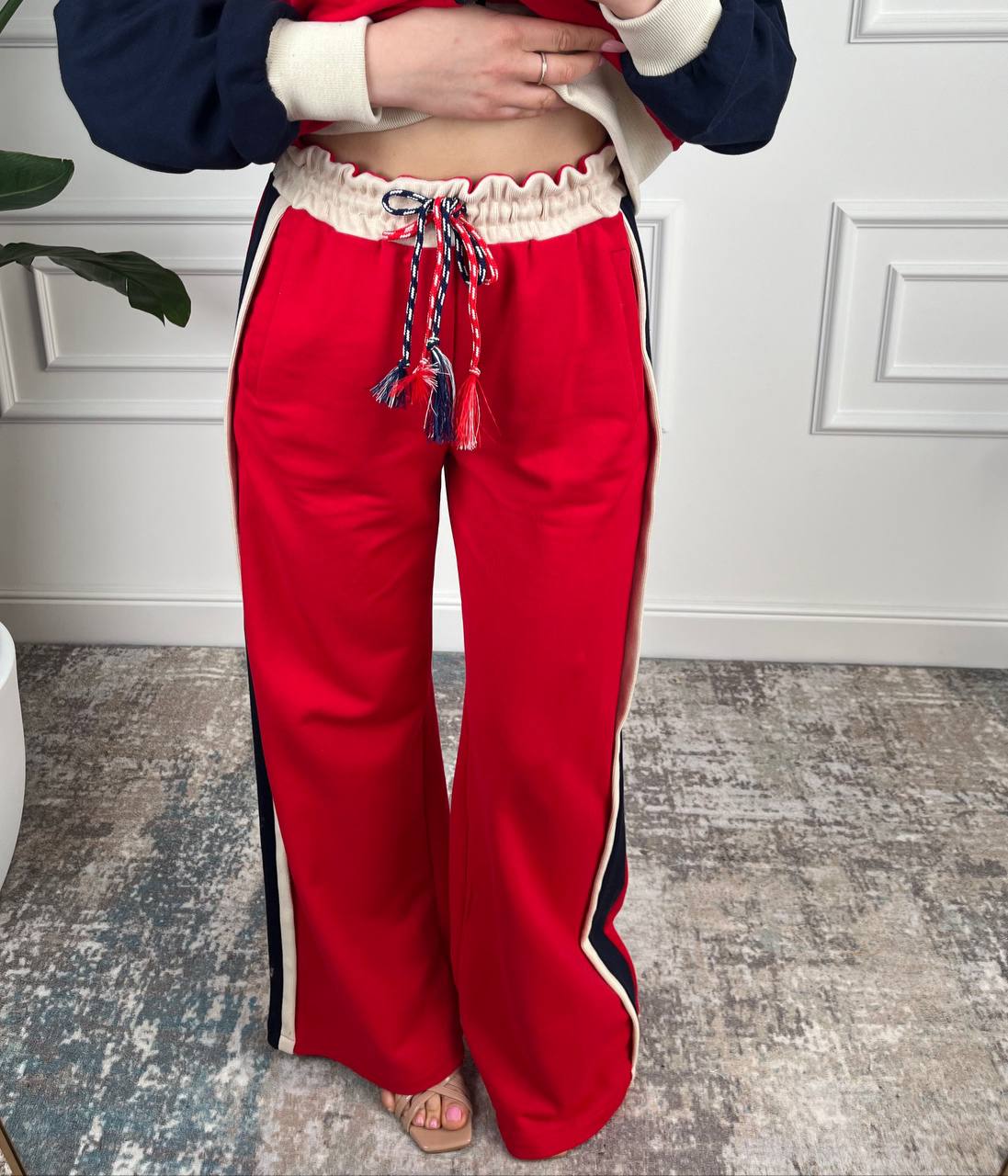 Tensione in jogging set