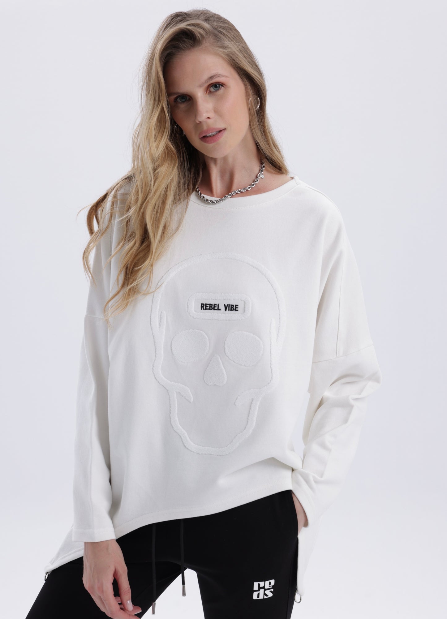 Re-design sweater skull