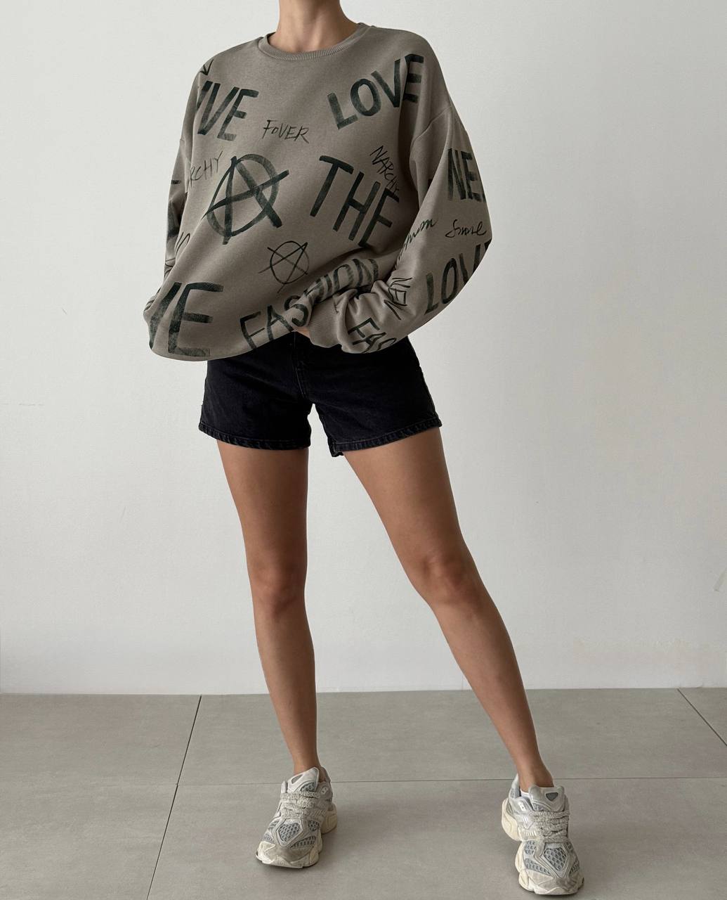 Quzu sweater peace