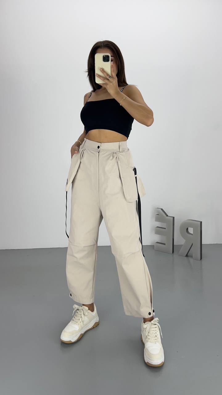 Re-design pants cargo