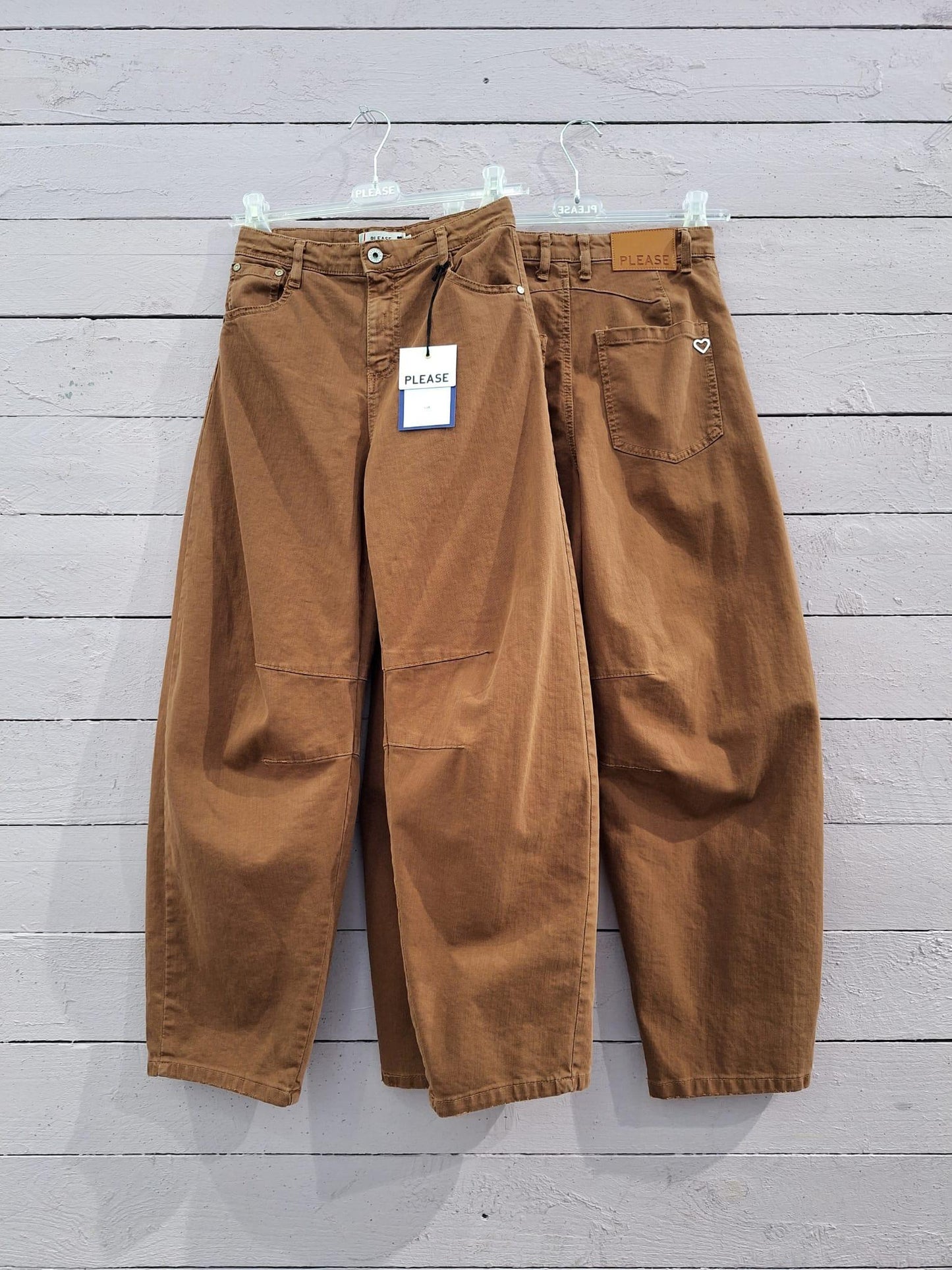 Please baloon pants