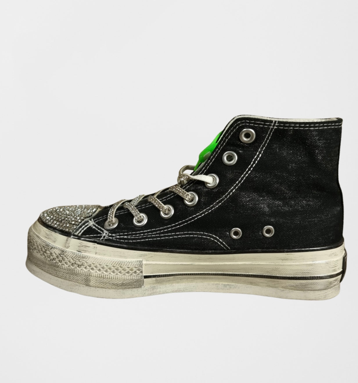Nan-ku couture sneaker heart