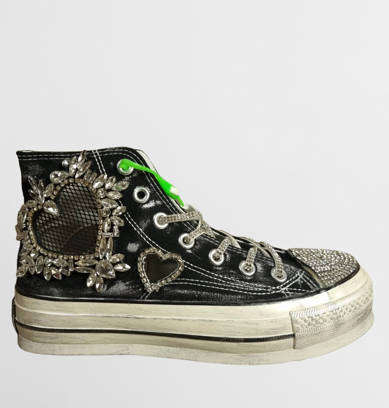 Nan-ku couture sneaker heart