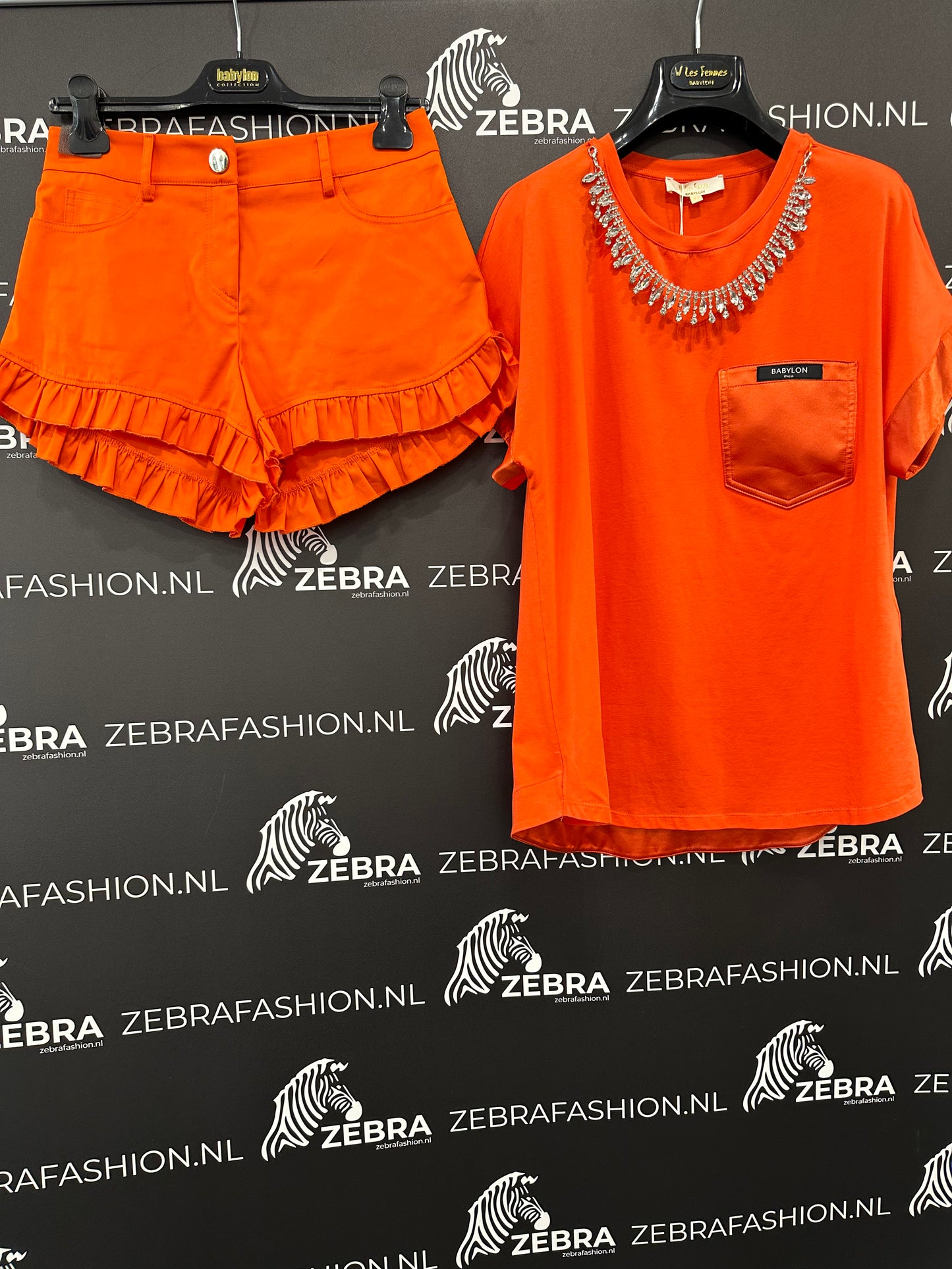 Babylon short orange