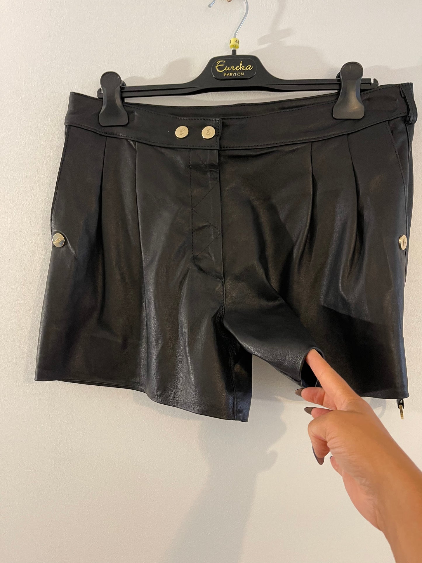 Babylon Short Leather