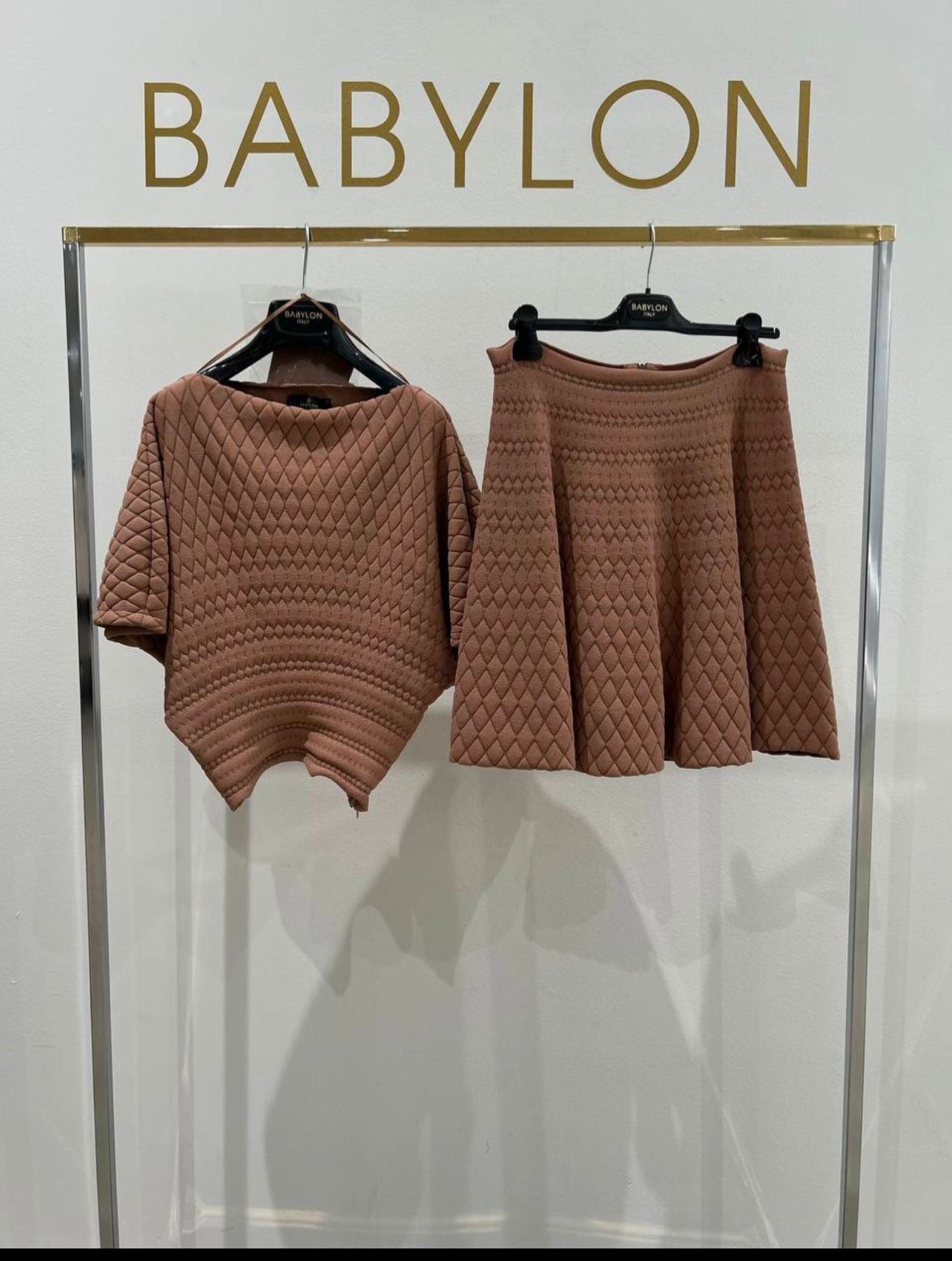 Babylon set she